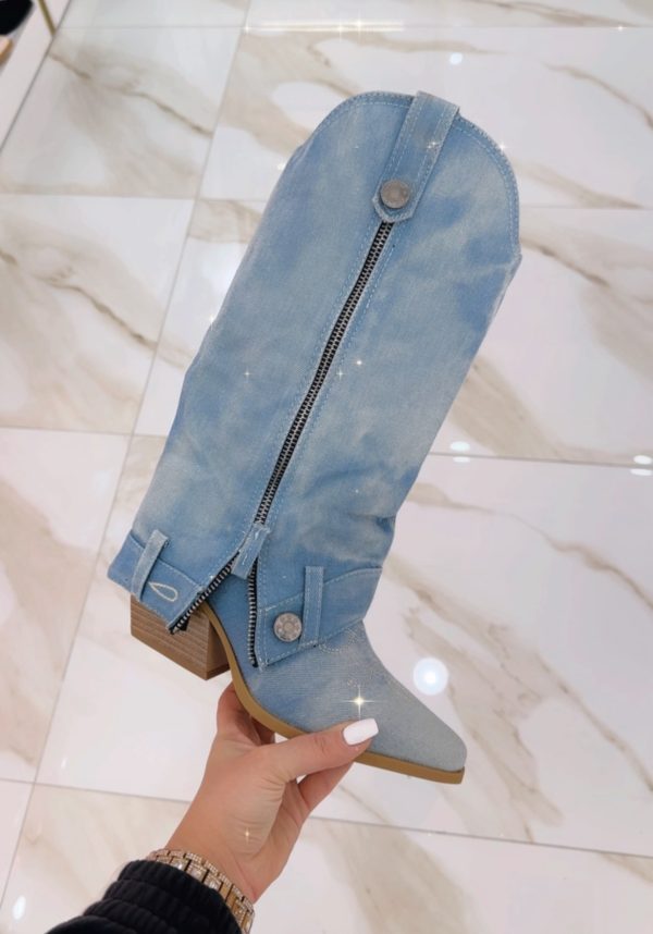 Camperos In Denim
